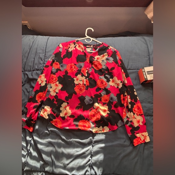 J.Crew Pink & Black Floral Long Sleeve Blouse Size M - Picture 3 of 6